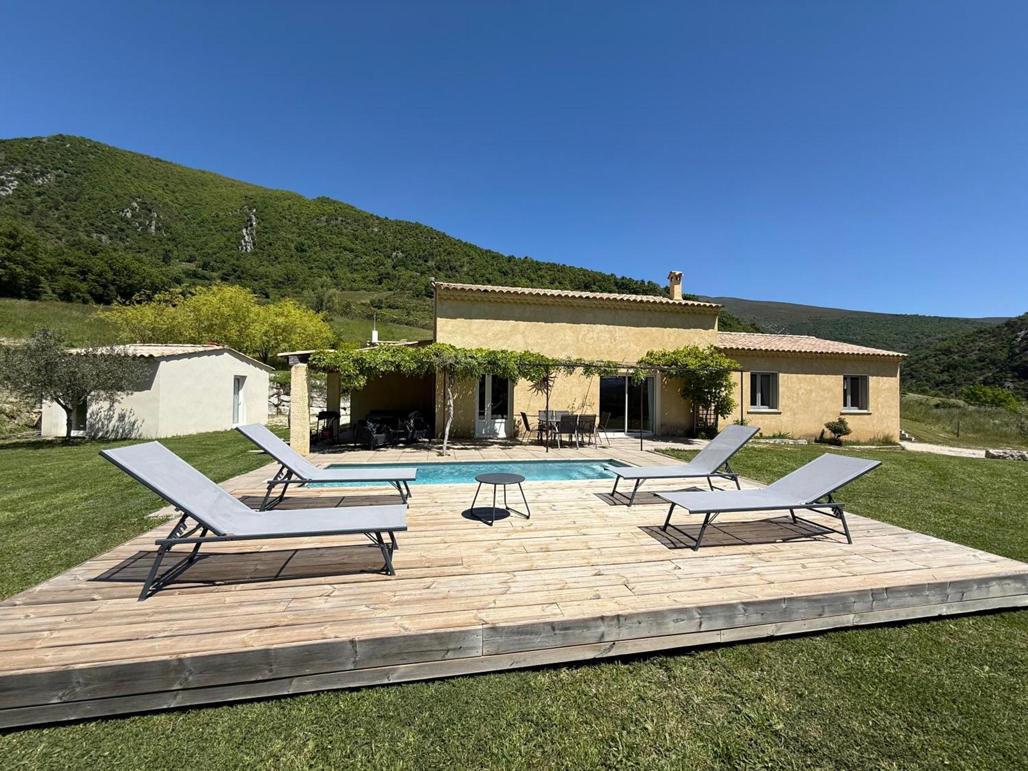 Estive Des Angelettes Piscine Chauffee Sauna Saint-Ferréol-Trente-Pas Exterior photo